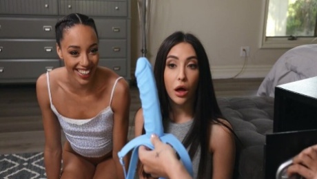 Jane, Madi & Alexis enjoy hard anal toying